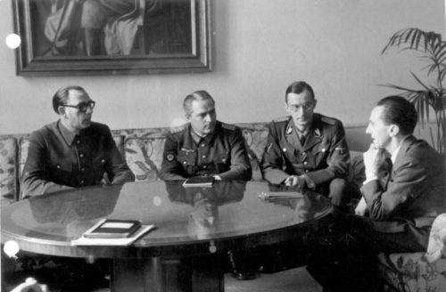 Vlasov and Gen. Shilenkov (center) meeting Joseph Goebbels (February 1945)