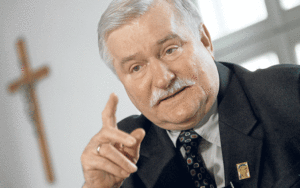 lech-walesa0_1_1467669a