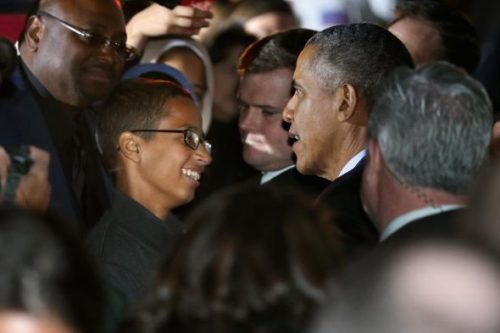 493368252-president-barack-obama-talks-with-14-year-old-ahmed.jpg.CROP.promovar-mediumlarge