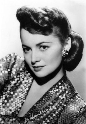 Olivia_DeHavilland-2 around 1945