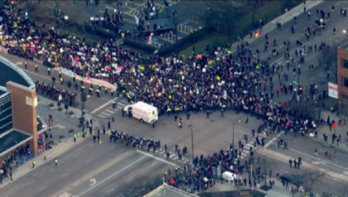 Illinois rally shut down