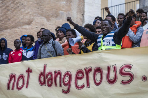 Refugees protest against anti-migrant feeling in Italy